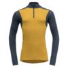 Devold-HIKING-MAN-HALF-ZIP-NECK-GO-245-241-B-Sporten-Bagn-2